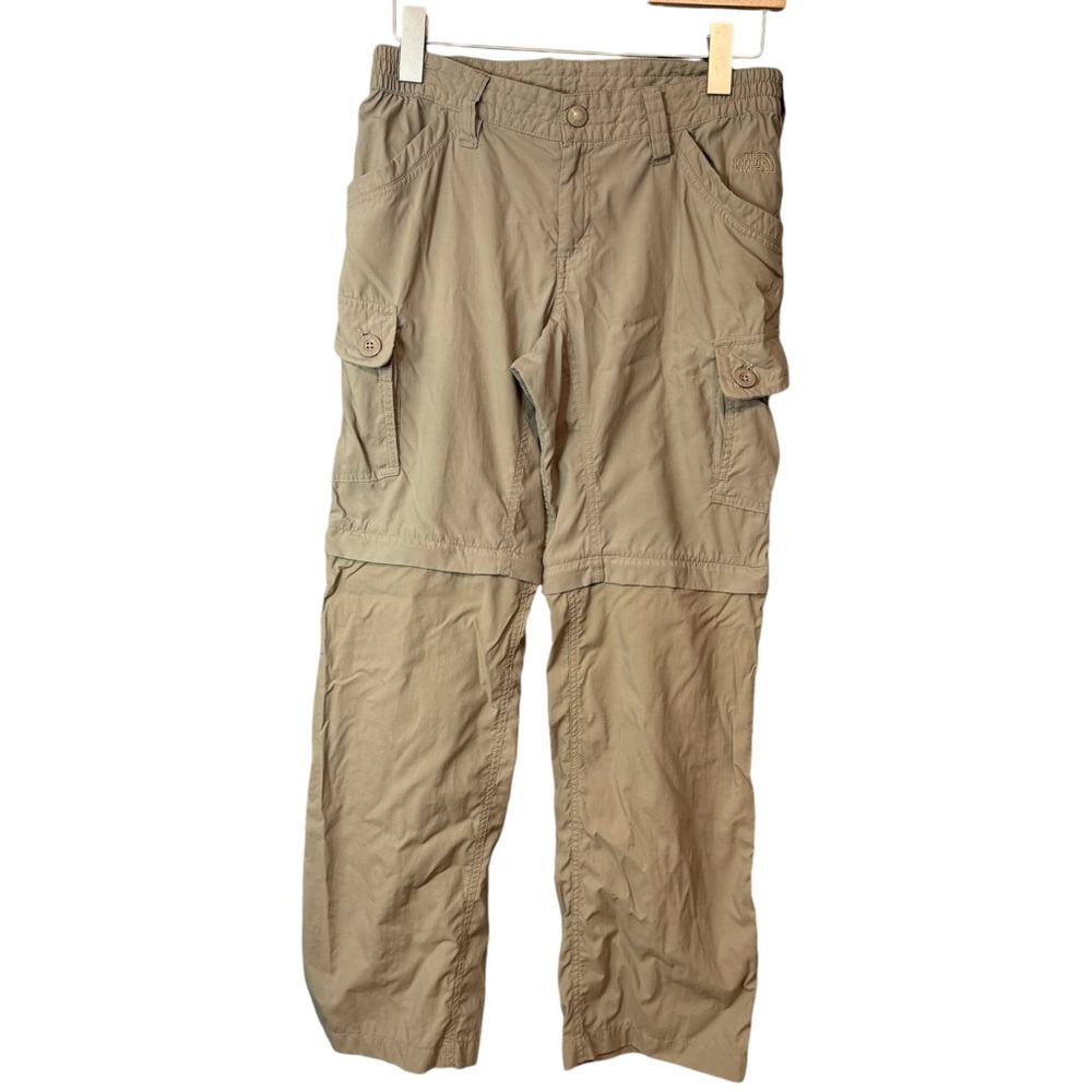 North Face Beige Nylon Convertible Cargo Hiking Pants. Women’s 2 Short